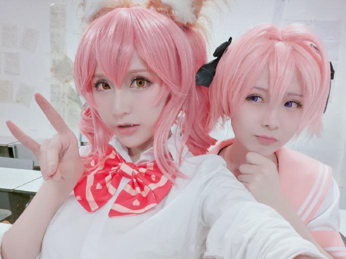 斗鱼女主播魔王与轩墨宝宝秀合照, 傻傻的根本分不清男女