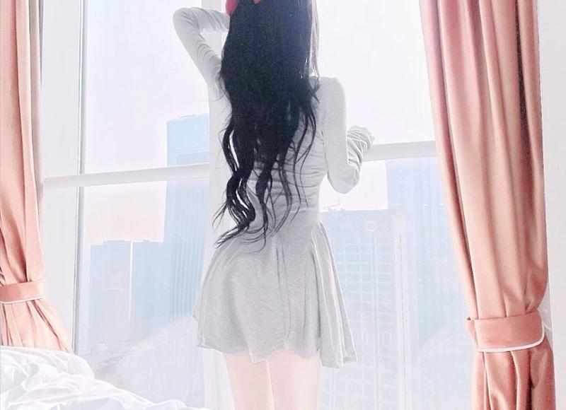 杨洋结婚照，迪丽热巴杨洋举办浪漫婚礼显露好身材