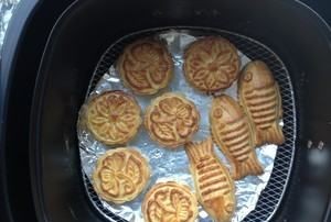 空气炸锅烤月饼需要多长时间,空气炸锅烤肉月饼需要多少时间图11