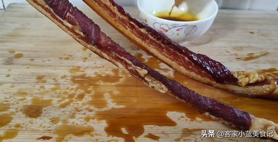 真空包装的腊肉能保存多久（存放一年也不坏的方法）