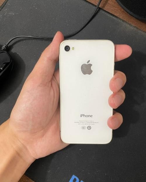 中国大陆苹果4S什么时候上市（iphone4s何时中国上市售价基本在多少）(1)