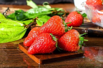 ​草莓品种哪个好吃（国内十大最受欢迎的草莓品种）