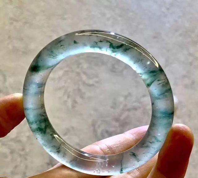 翡翠和玉的区别，翡翠和玉的区别，翡翠和玉的不同点？图10