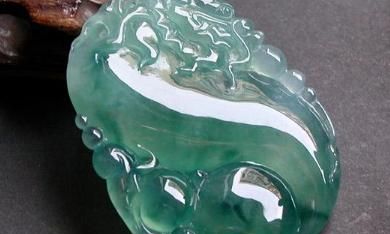 翡翠和玉的区别，翡翠和玉的区别，翡翠和玉的不同点？图1