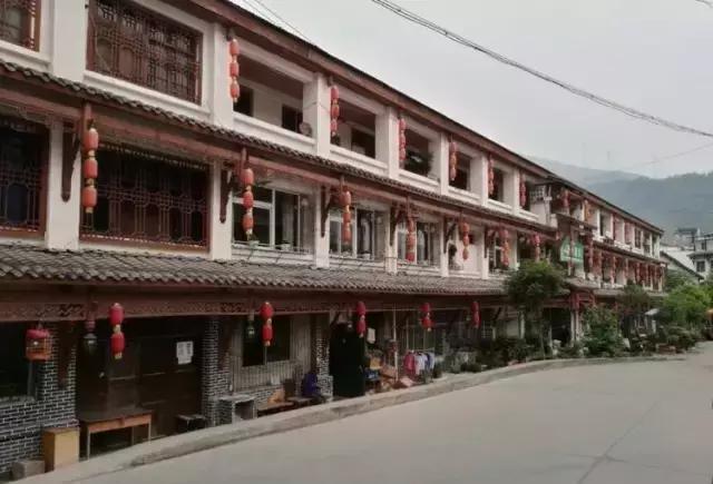 我热爱碧口，并深深地眷恋它！