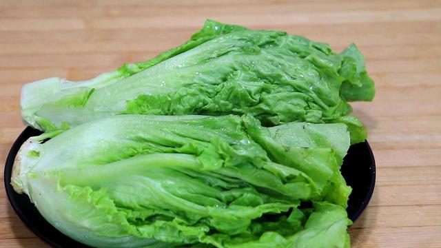 制作蚝油生菜的方法（大厨教你蚝油生菜正确做法）(1)