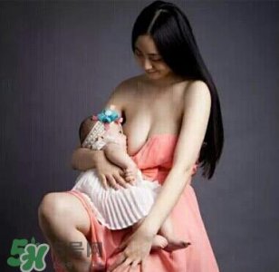 ​保姆偷喝女主人母乳 成人喝母乳有什么好处？