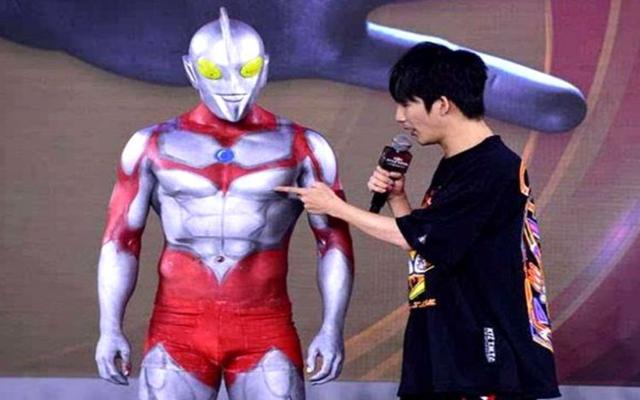 圆谷首次承认最强的奥特曼（17个再难登场的奥特曼）(4)