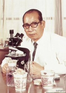 ​方便面是华裔日本人发明的？1992年8月21日第一碗红烧牛肉面上市