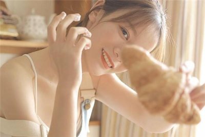 ​爱上朋友的女朋友怎么办，有女朋友遇到了更喜欢的女孩怎么办