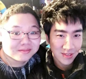 ​LOL游戏里面怎么回复好友消息（lol游戏内怎么给好友回消息)