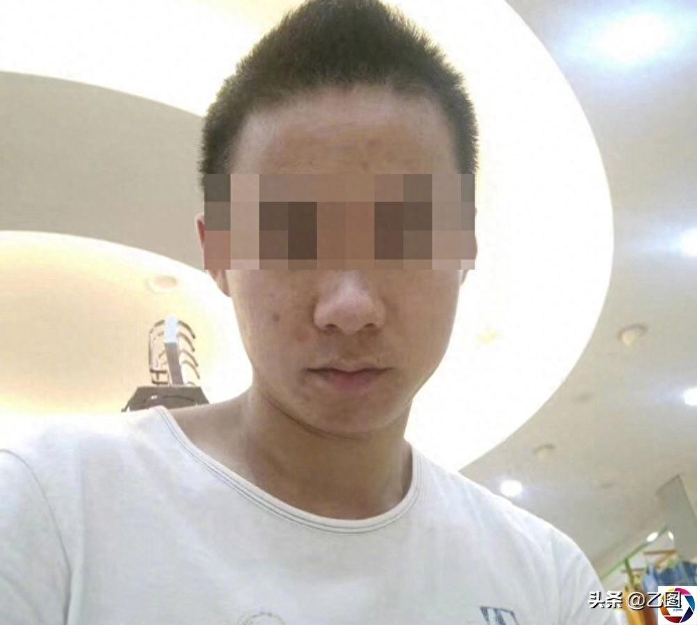 两20岁花季女孩坐乘顺风车被害，凶犯一个自杀一个伏法，伤却难平