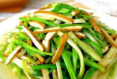 胡芹叶子怎么吃