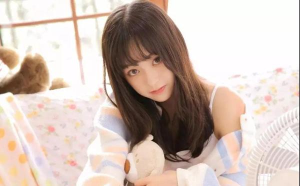 天蝎男喜欢什么样的女生，天蝎男喜欢你20个表现