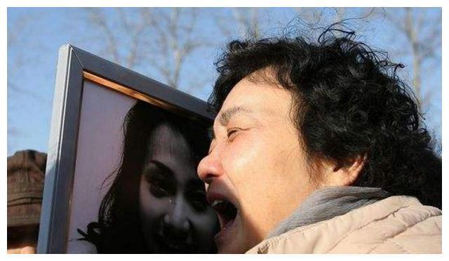 她是最薄命谋女郎，29岁因意外去世，姚晨为她哭到晕厥！