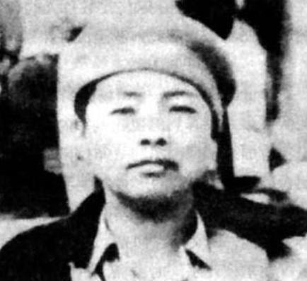 缅甸最大女毒枭，4岁玩枪，自称“女皇”，她是罗星汉最早的主人