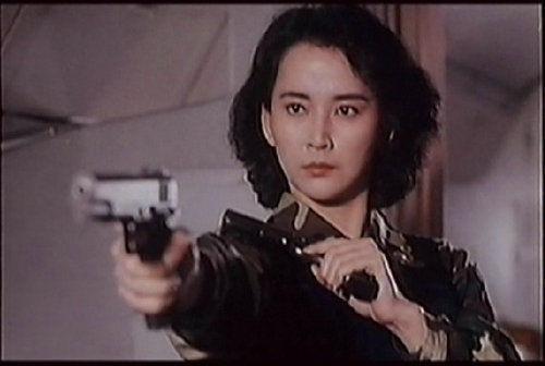 胡慧中：中国80年代最负盛名的武打女星，如今洗尽铅华、岁月静好