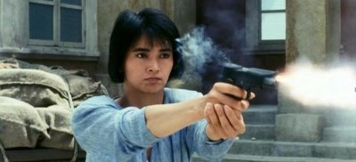 ​胡慧中：中国80年代最负盛名的武打女星，如今洗尽铅华、岁月静好