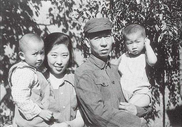 王光美珍贵历史影像，光彩照人，气质不凡，最后一张感人至深
