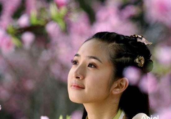 九个黄蓉谁才是你心中最美的蓉儿？她无人能超越！