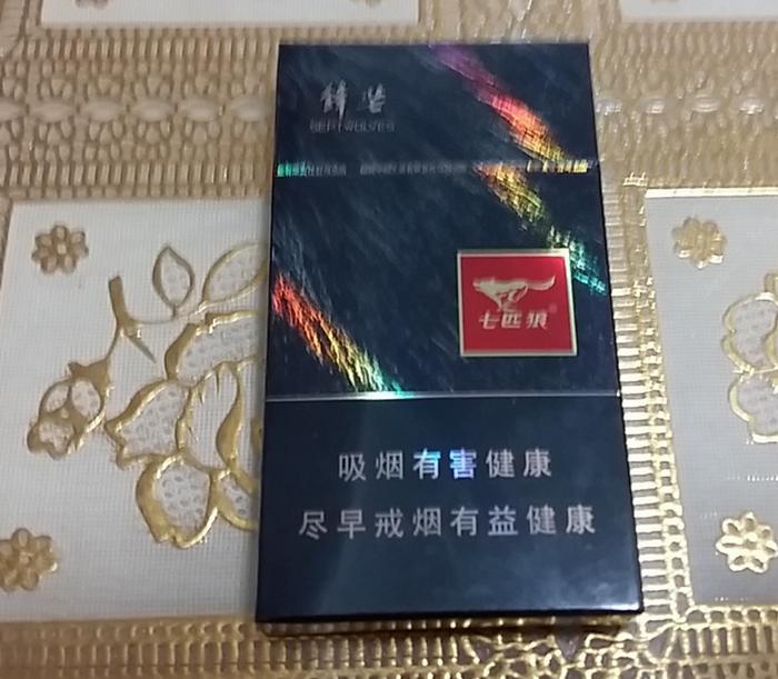 15元左右的5款细支烟，第二最火爆，最后一款半年销量11.75万箱