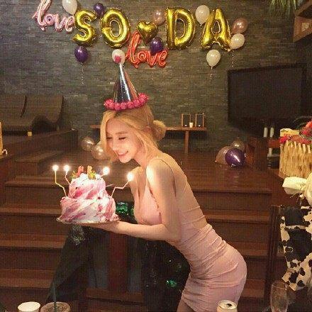 亚洲最美DJ黄素熙，不仅身材火爆，更重要的是衣品好得没话说！