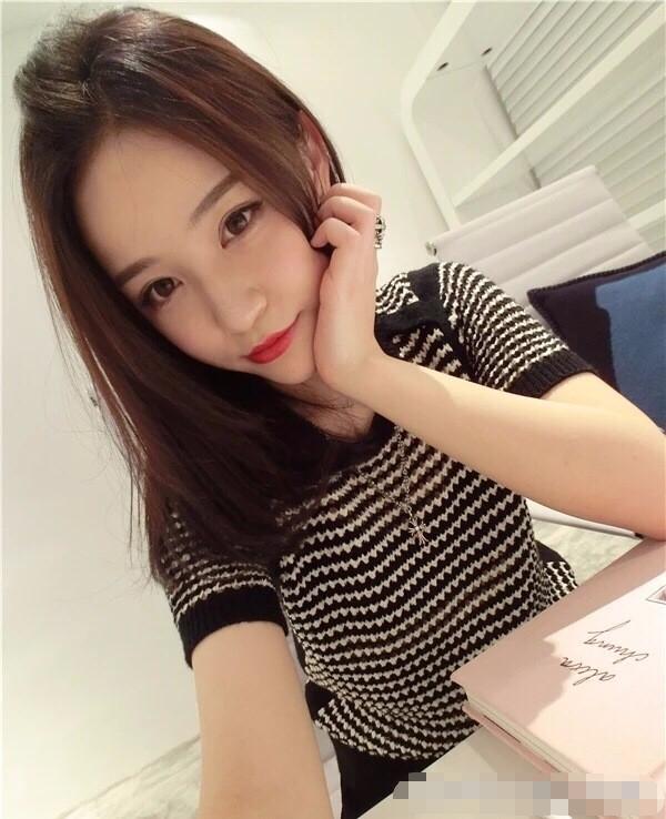 “雪梨”近照，年赚过亿，离开王思聪后仍是女王，网红中学历最高