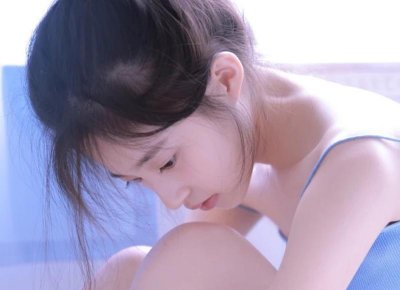 ​女朋友特别闷骚很吸引别人怎么办