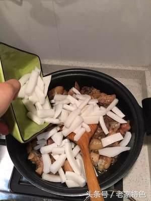椰子煲鸡汤详细做法（椰子鸡煲口味咸鲜）(10)