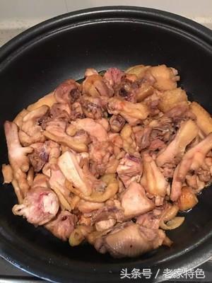 椰子煲鸡汤详细做法（椰子鸡煲口味咸鲜）(9)