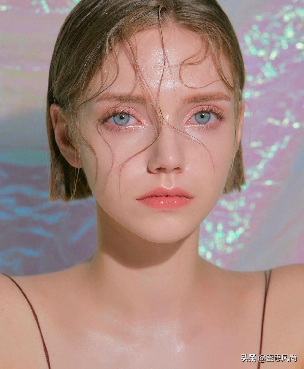 1998年出生的模特Chloe，长相真的是超级甜美