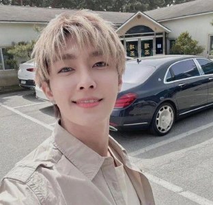 炎亚纶被限制出境,首发声称会努力捍卫自己的清白