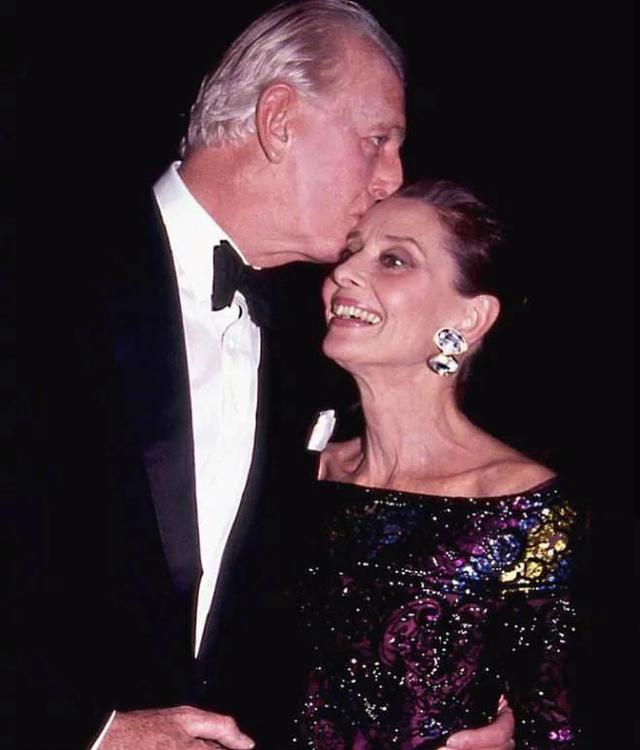 有一种爱情叫纪梵希与赫本（一世不曾拥有的爱人）(12)