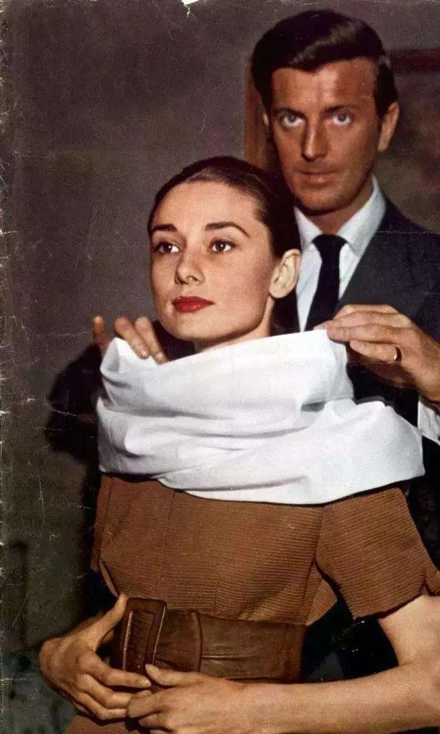 有一种爱情叫纪梵希与赫本（一世不曾拥有的爱人）(15)