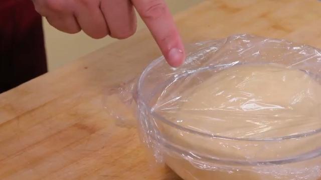 如何炸油条又脆又蓬松家庭版（在家炸油条原来这么简单）(12)