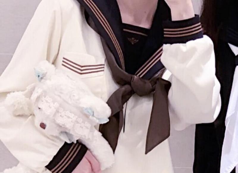 异性之间发在干嘛如何回复(情侣之间发暧昧信息怎么回复)