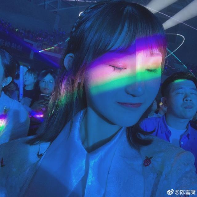 陈雪凝为什么是绿色（如果你不懂如今的00后）(2)