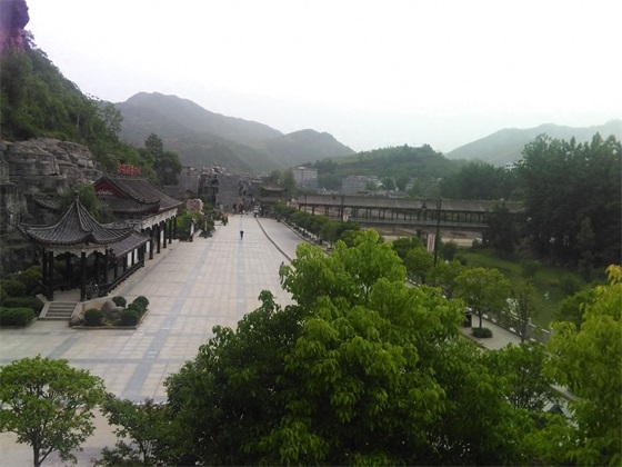 游山阳县的漫川古镇