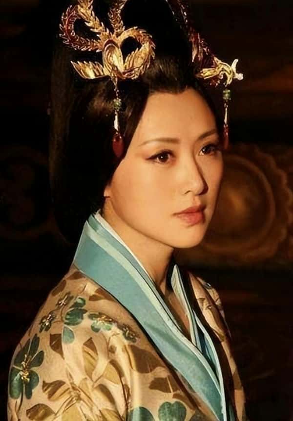 汉武帝钩弋夫人故事什么意思(钩弋夫人是个什么样的女人)