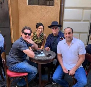 ​邓文迪新男友曝光，系知名企业的高管