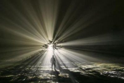 ​93年广九铁路广告灵异事件 香港灵异广告真相破解