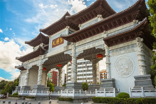 南中国最大的仿古集群式建筑群——深圳文博宫