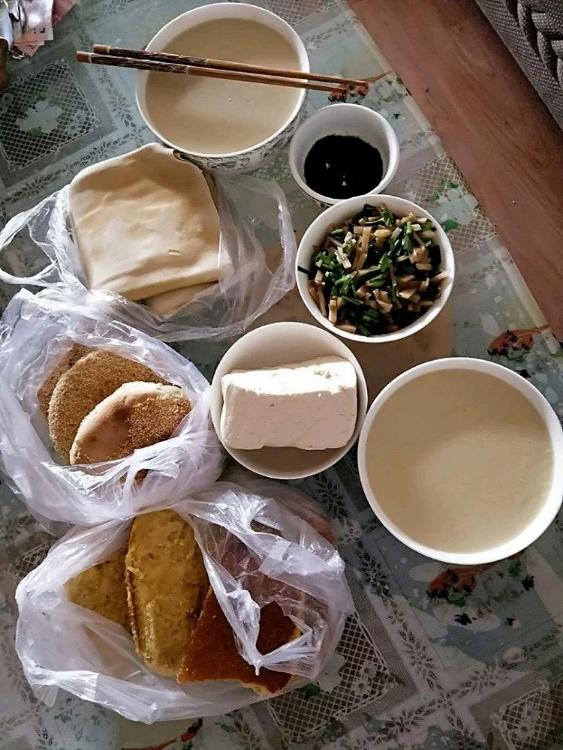 地道的老北京豆汁哪里吃(老北京最暗黑的料理)(5)