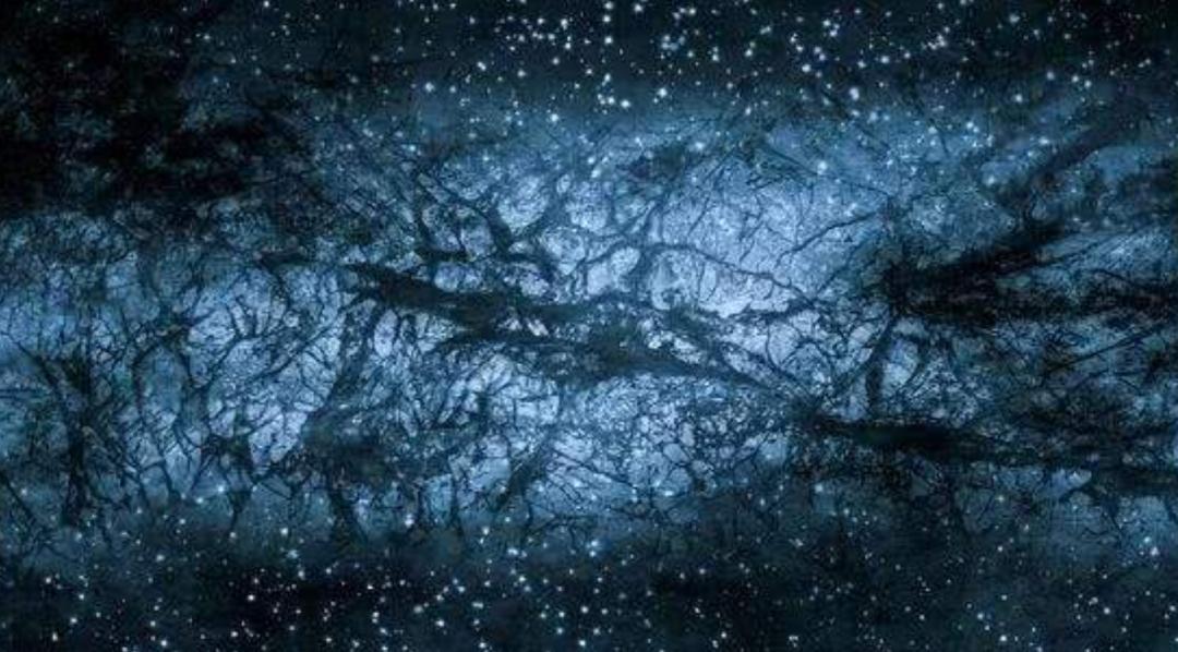 银河系中心是什么,为什么那么亮（银河系中心是什么）