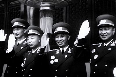 1955年授军衔,年龄最大的上将和年龄最小的上将,分别都是谁?