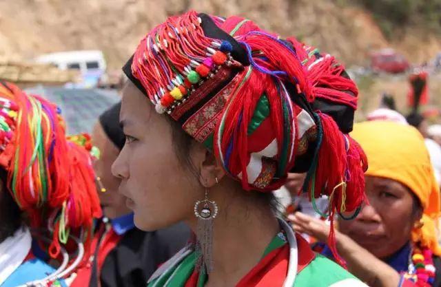 云南多少个民族(云南以什么族为主)