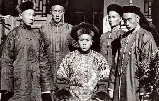 云南多少个民族(云南以什么族为主)