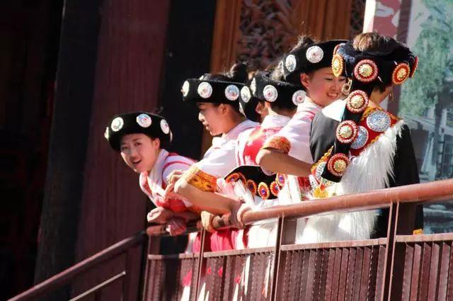 云南多少个民族(云南以什么族为主)