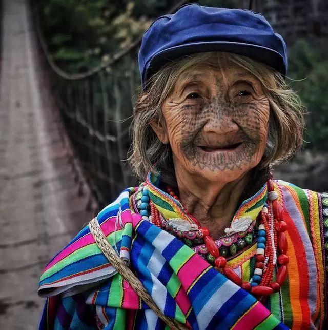 云南多少个民族(云南以什么族为主)