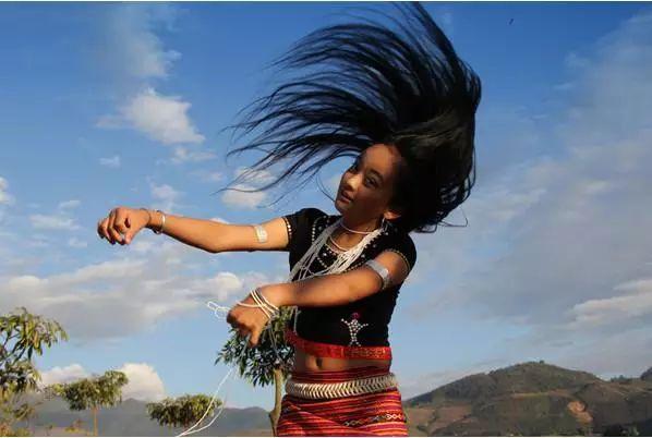 云南多少个民族(云南以什么族为主)